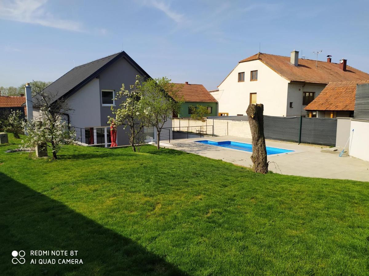Vila Pod Majakem Přítluky Екстериор снимка